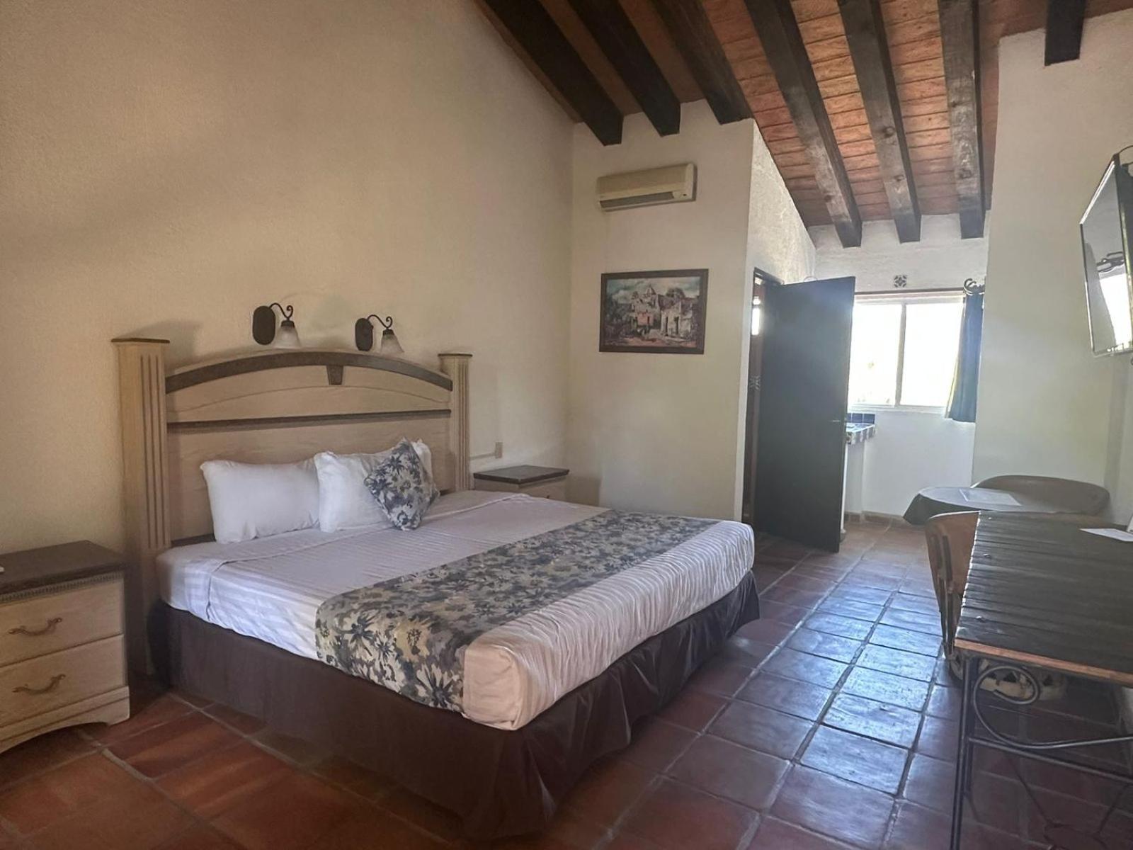 Hotel Quinta Minera Cosala ภายนอก รูปภาพ