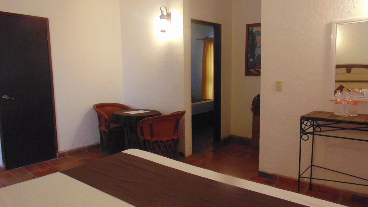 Hotel Quinta Minera Cosala ภายนอก รูปภาพ
