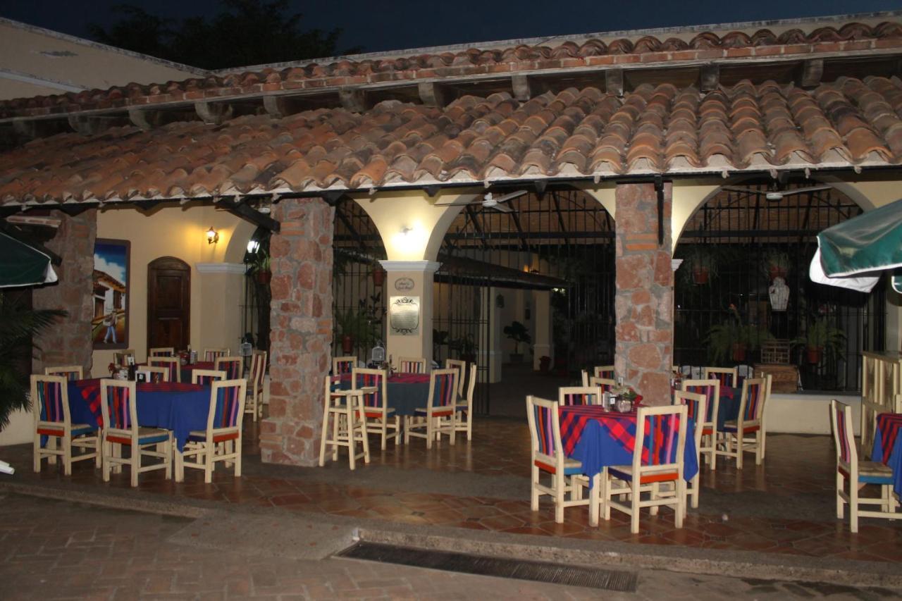 Hotel Quinta Minera Cosala ภายนอก รูปภาพ